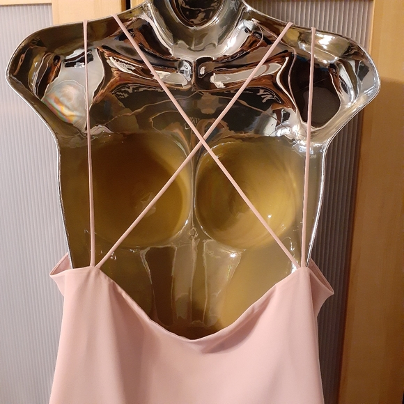 🌸Beautiful 🌸Express light  Pink hi low top - Picture 3 of 5